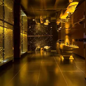 Hotel W